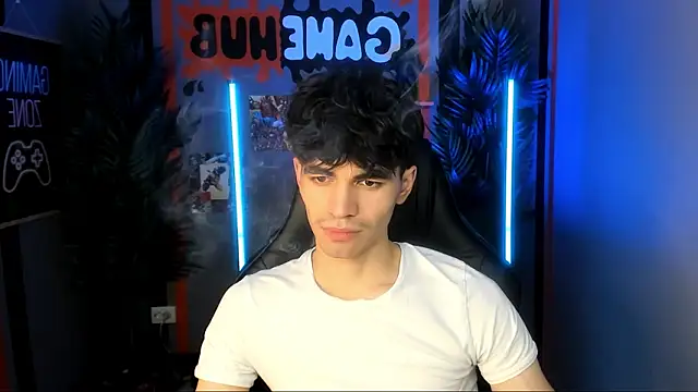 JaremyHarrisのライブXXXチャット