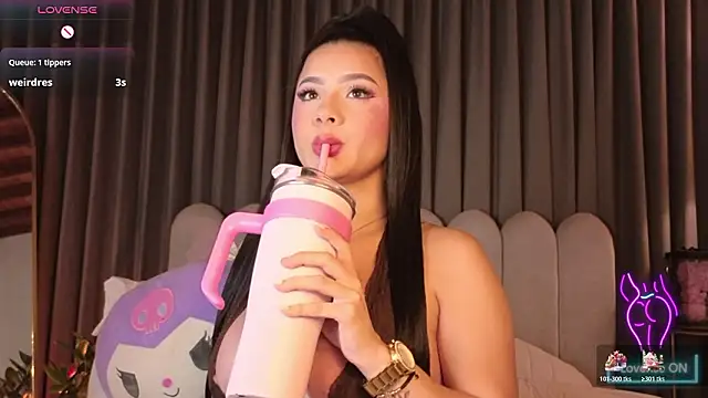 Živý XXX chat samy_clay