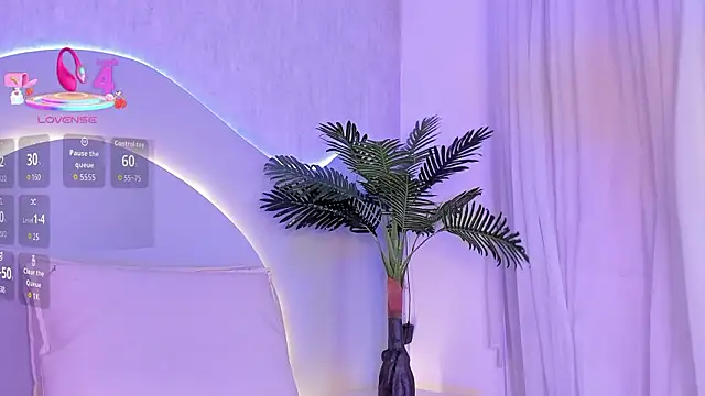 CannelaSmith live XXX chat