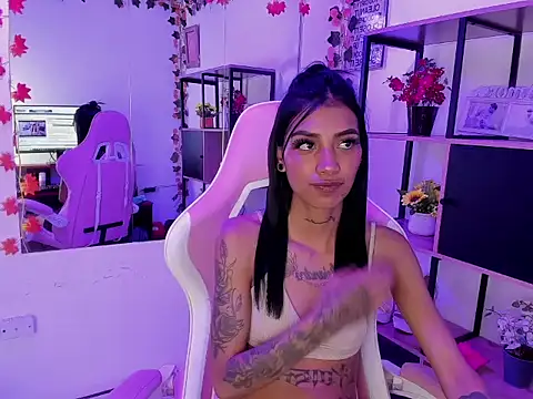 KarlaSlutSkinny__ live XXX chat