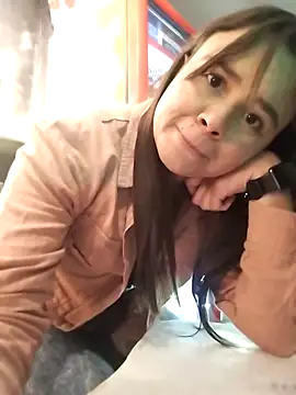 Chatroom XXX en direct de karlagiraldo198