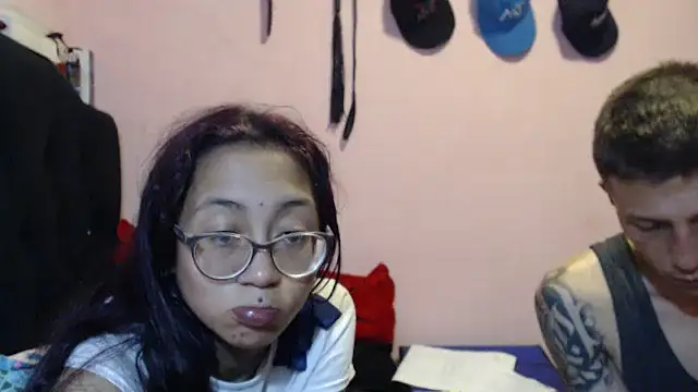 Violet_And_Smith's Live XXX Chat