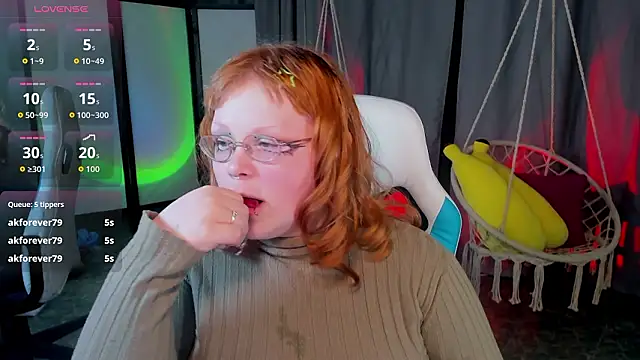 Онлайн чат XXX LottieReed