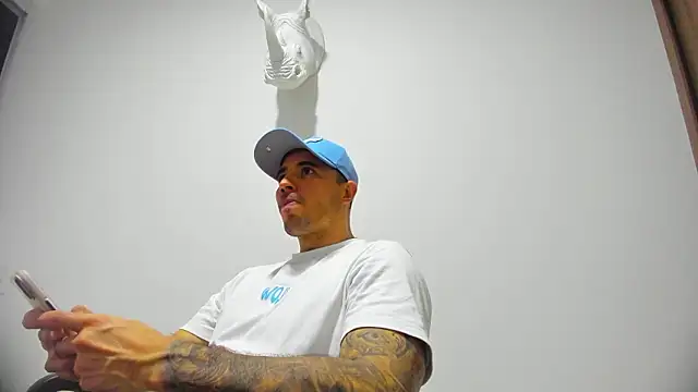 Dagoti: вебкам-шоу