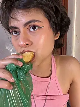 دردشة Eva_Feller69 الجنسية المباشرة