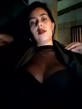 Luianna Chat XXX live