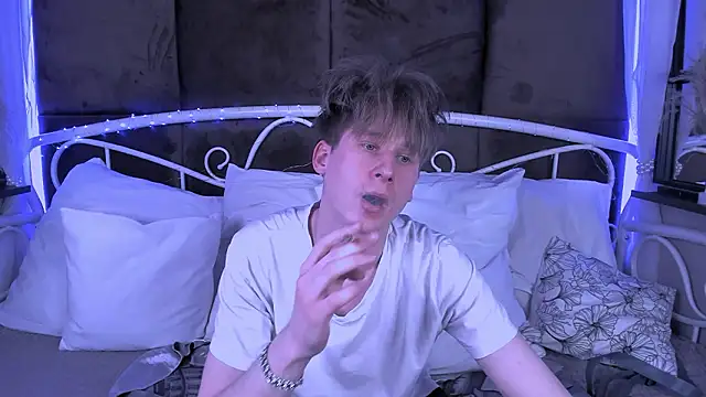 دردشة ScottPierce الجنسية المباشرة