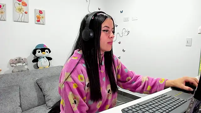 Chat +18 de lilielou_ ao vivo