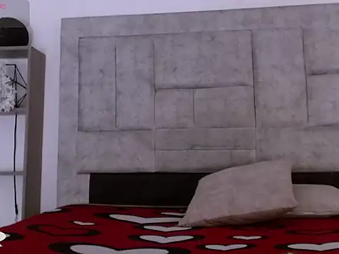 Candy_and_Jh0nn Live XXX chat