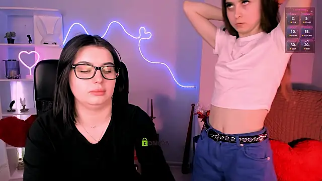 Chatroom XXX en direct de rebecca_smile