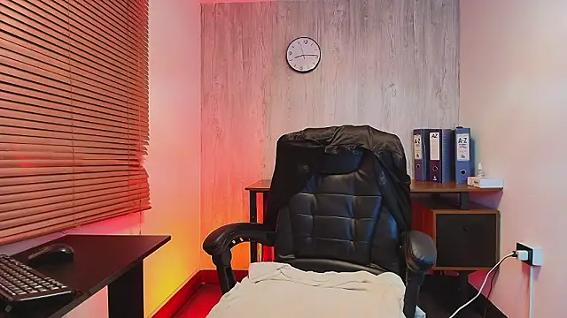 แชท XXX สดของ AuroraBrow