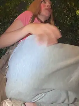 SweetBunnyGF élő XXX-chatje