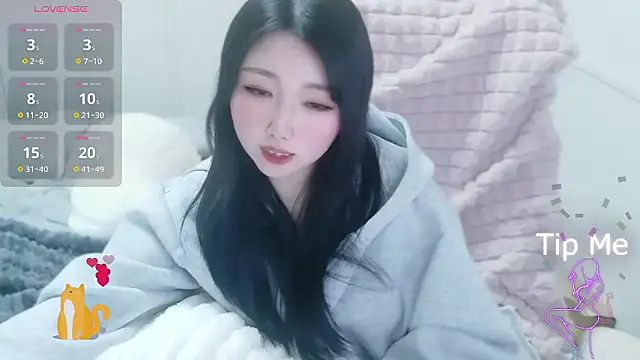 Hibikiii_'s Live XXX Chat