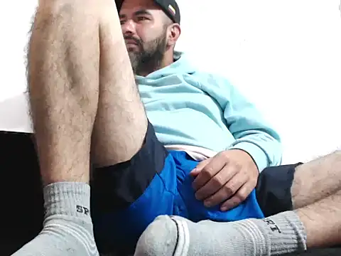 hairyandbigmann Live XXX-chat