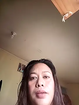 EmmaKantutera's Webcam Show