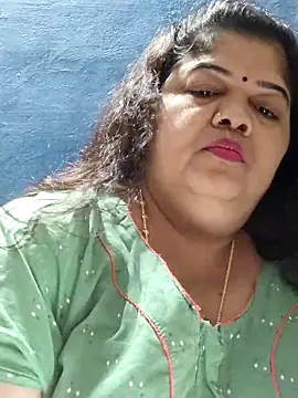 tamilthanushri Chat XXX live