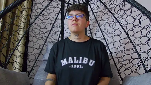 alex_noa live XXX chat