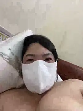 Hachi_Sweetbabie_ 网络视讯表演