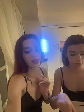 CassieFox_'s Live XXX Chat