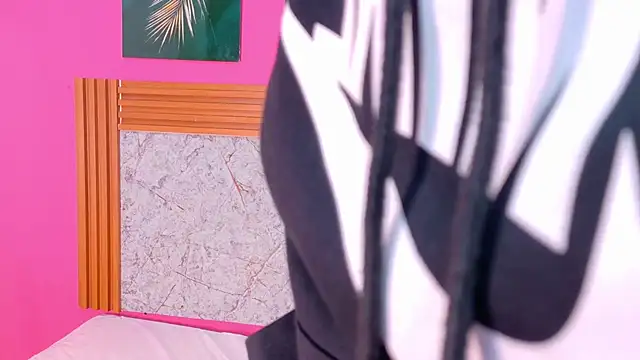 kinkyandsavage Chat XXX in diretta