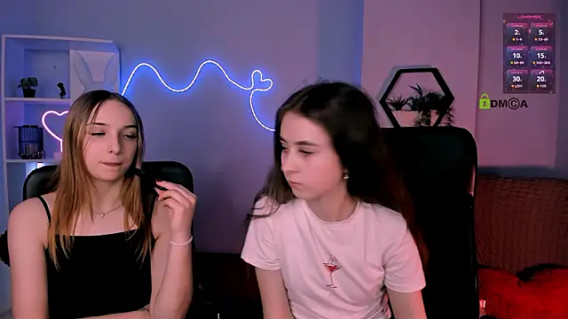 rebecca_smile Live XXX-chat