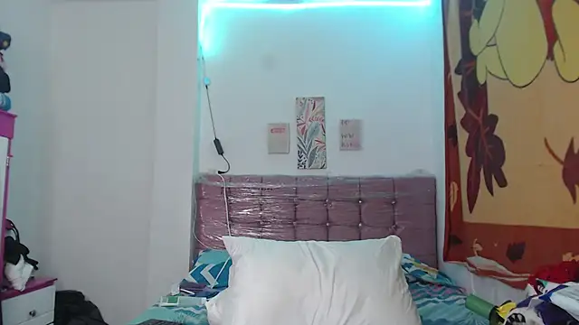 AishaOwens Webcam-Show