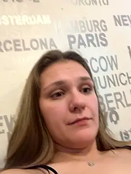 Ninafrisson 网络视讯表演