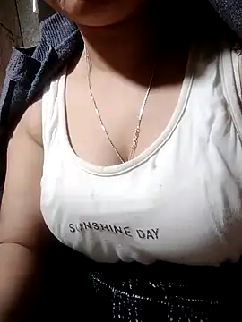 embe889 在線直播表演