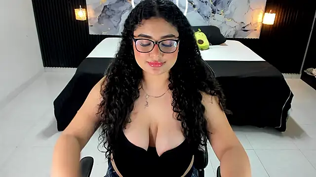 Karla18_: απευθείας συνομιλία ΧΧΧ