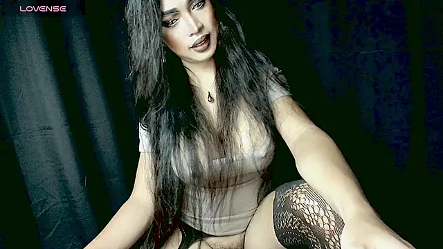 XXsexylongcockXX Adlı Modelin Canlı XXX Sohbeti