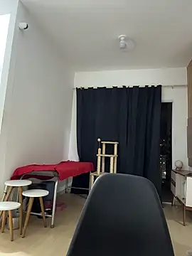 Srta_Jhenny: онлайн-секс-чат