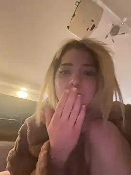 Chat XXX en directo de MelliMoon