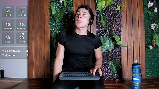 AustinJones_ élő XXX-chatje