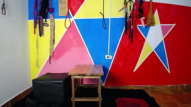 BdsmFlakaxtrem5's Webcam Show