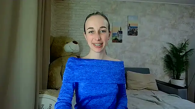 Anika_bloom Adlı Modelin Canlı XXX Sohbeti