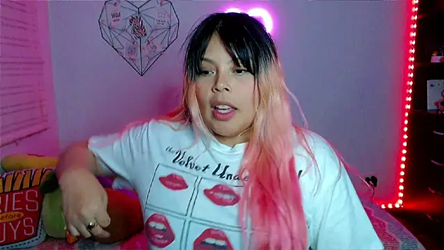 EllieMoonX Live XXX-chat