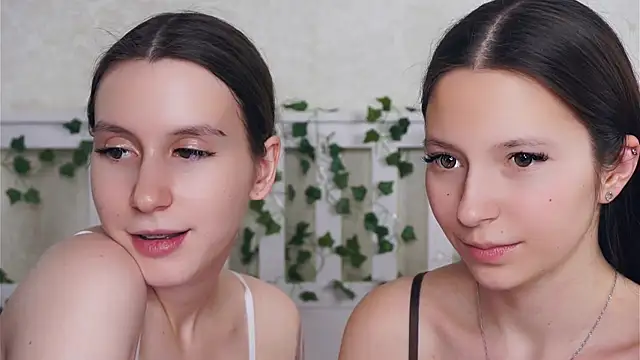 GabrielleLynchard live XXX chat