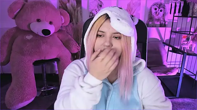 DiaAngell 现场XXX聊天