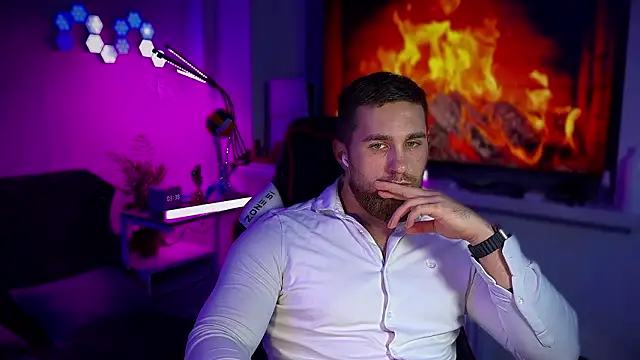 Pokazy przed kamerką – Sweeet__boy