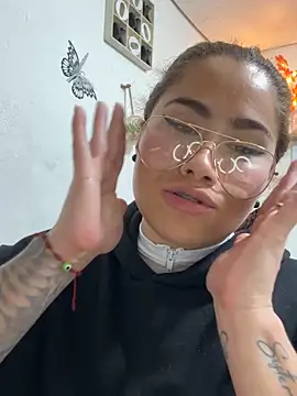 Živý XXX chat Sweet__Nurse1