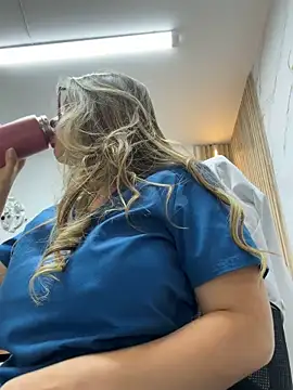 แชท XXX สดของ alicee16