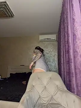 BabbyAisha Webcam show