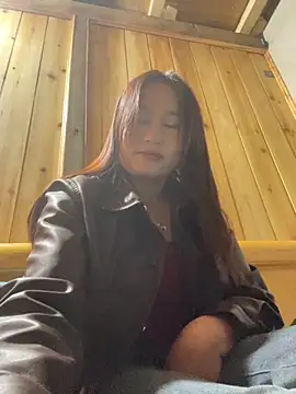 Chatroom XXX en direct de phungtiti