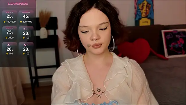 Sweety_cheeky: онлайн-секс-чат