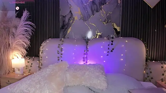 ShaniaDaniels 웹캠 쇼