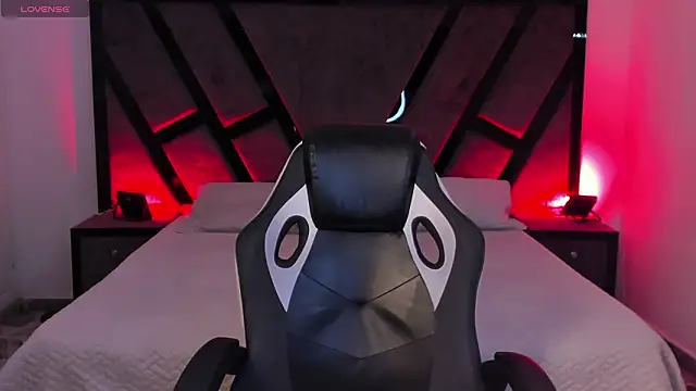 AndyWiilliams Live XXX Chat