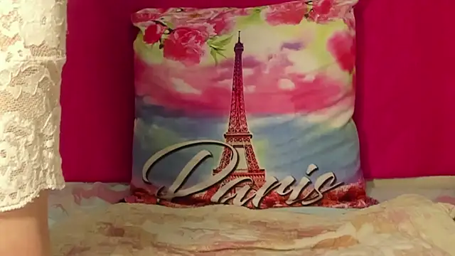 แชท XXX สดของ Karolyne_Squirt