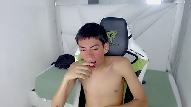 Liarr_'s Webcam Show
