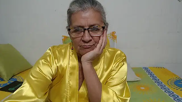 candy_mature_ Chat XXX in diretta