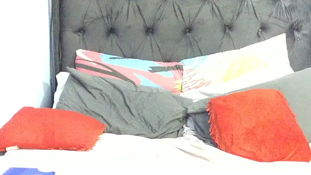 Dandelion_enigman Adlı Modelin Canlı XXX Sohbeti